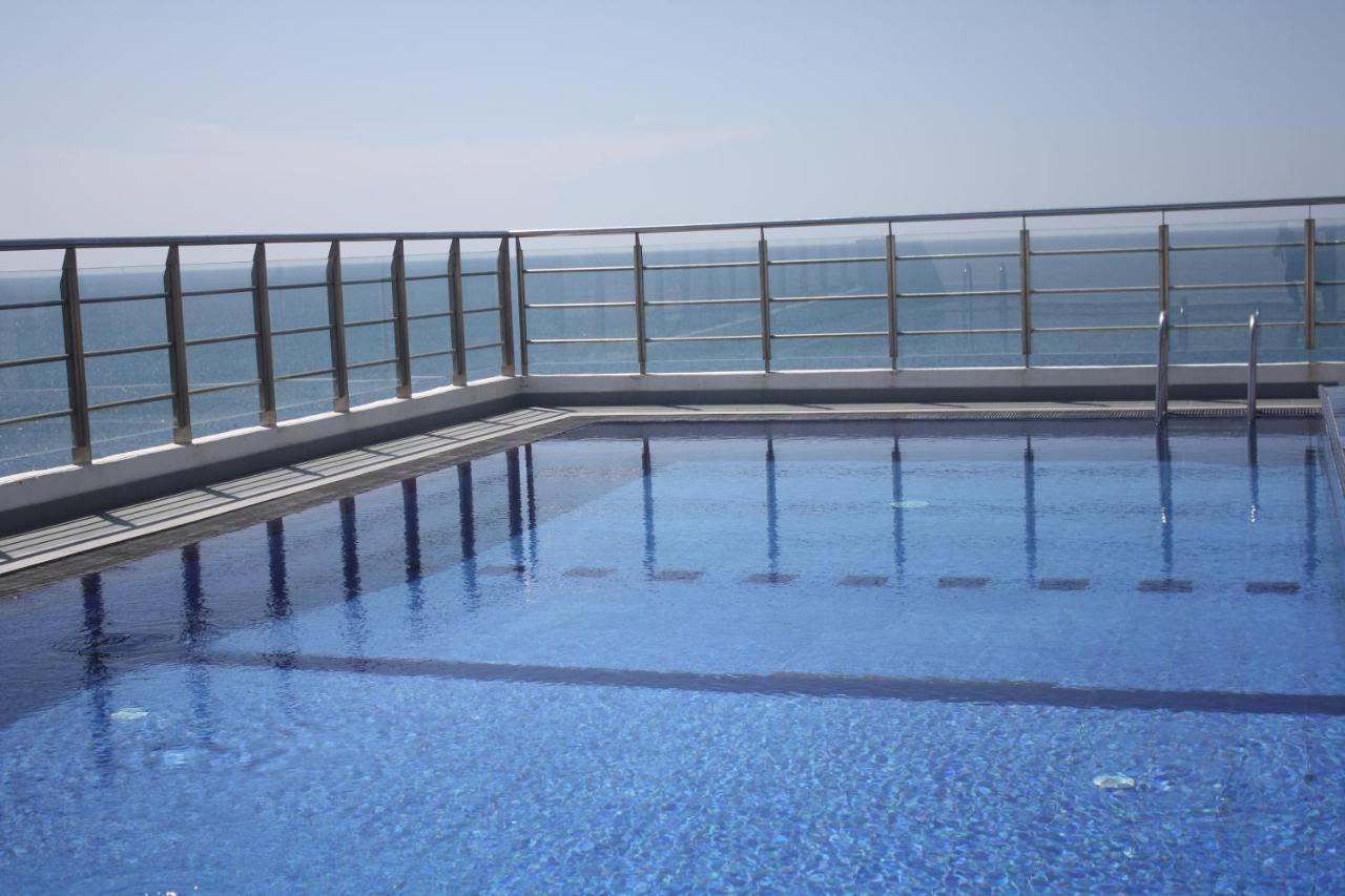 Lovely Sea View Apartment Коломбо Экстерьер фото